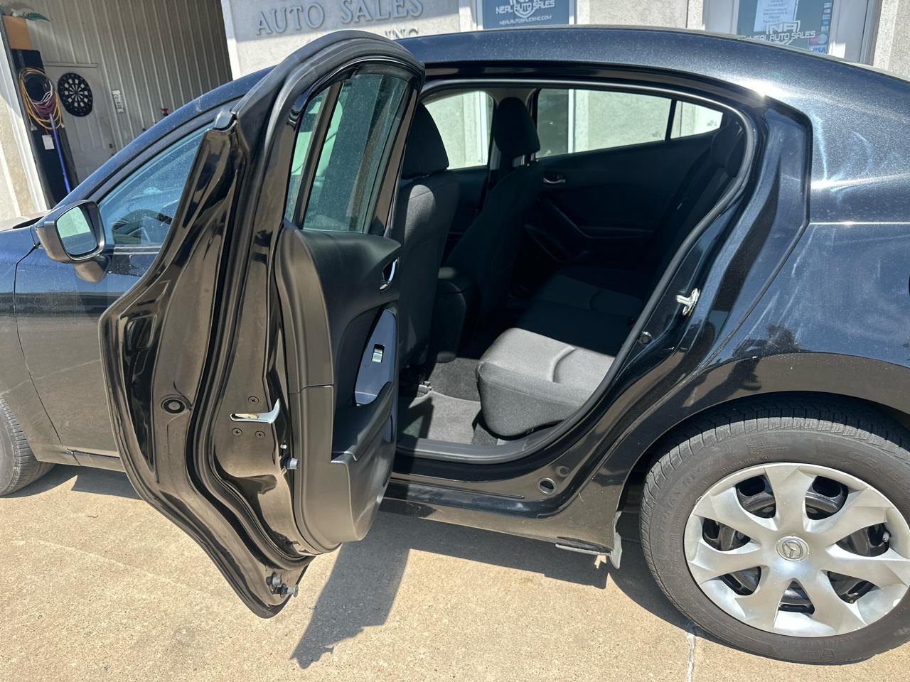 Mazda Mazda3 4-Door Sport Auto 2018