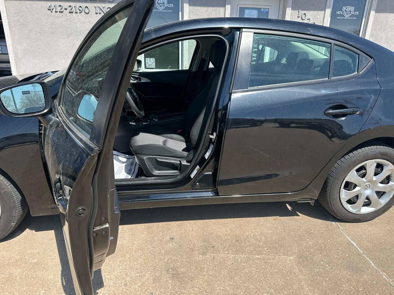 Mazda Mazda3 4-Door Sport Auto 2018