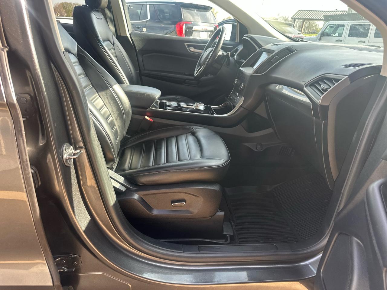 Ford Edge SEL AWD 2019