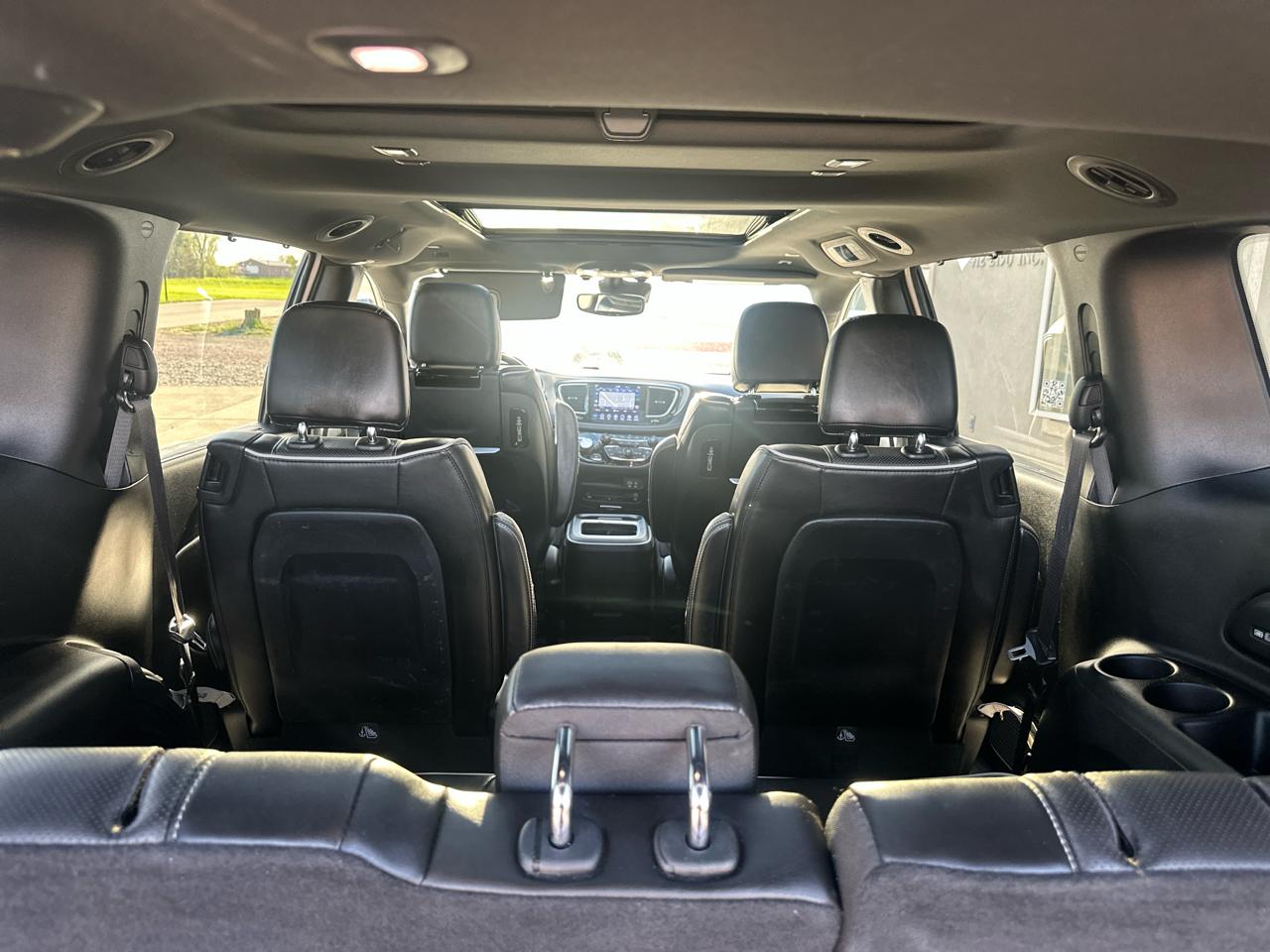 Chrysler Pacifica Limited FWD 2019