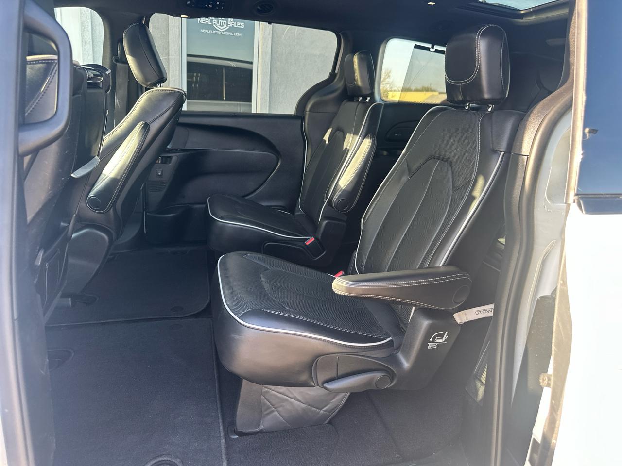 Chrysler Pacifica Limited FWD 2019