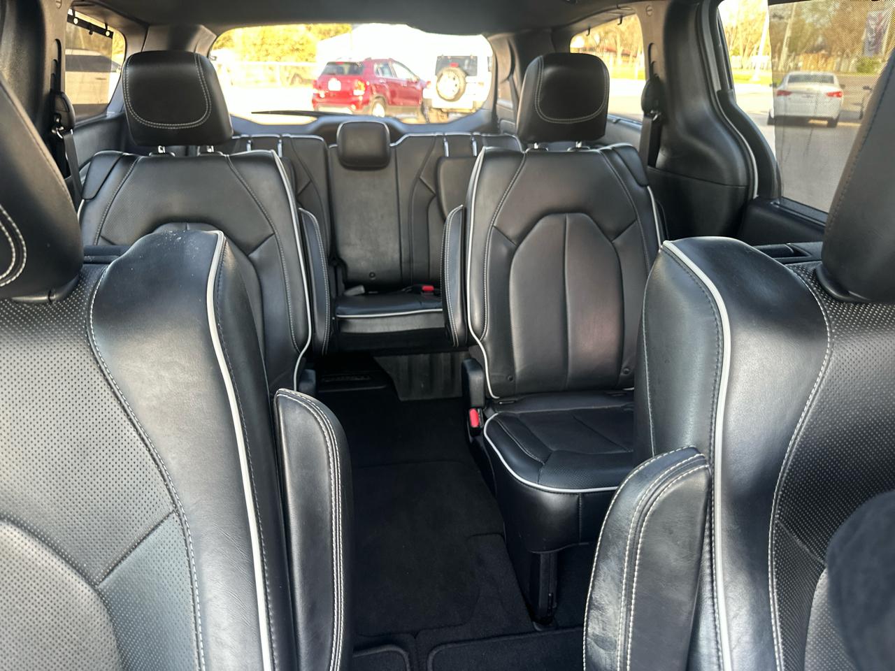 Chrysler Pacifica Limited FWD 2019