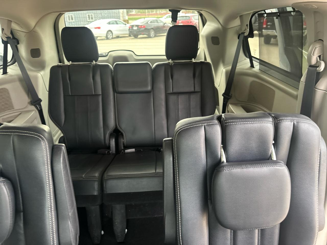 Chrysler Town & Country 4dr Wgn Touring 2015