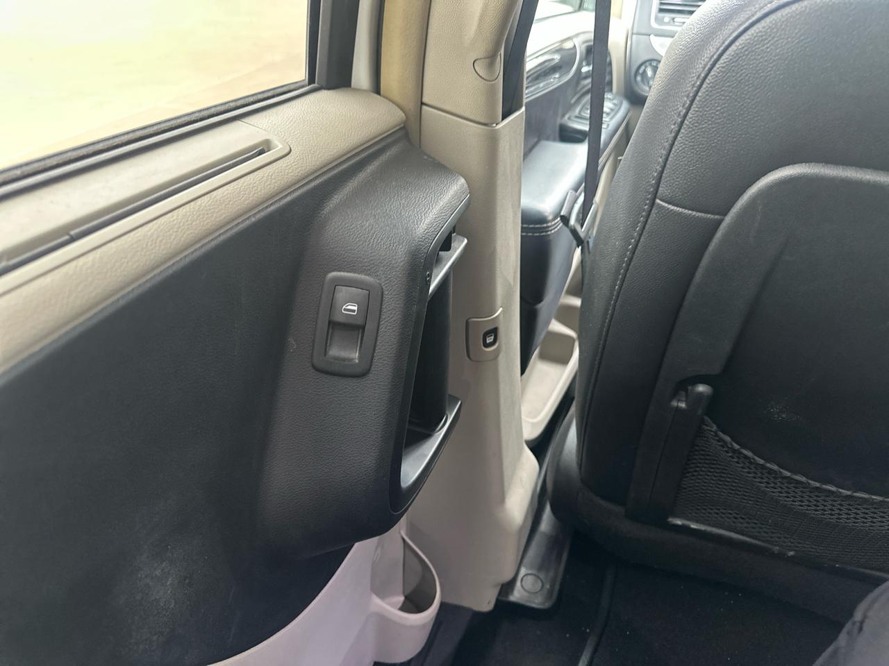 Chrysler Town & Country 4dr Wgn Touring 2015