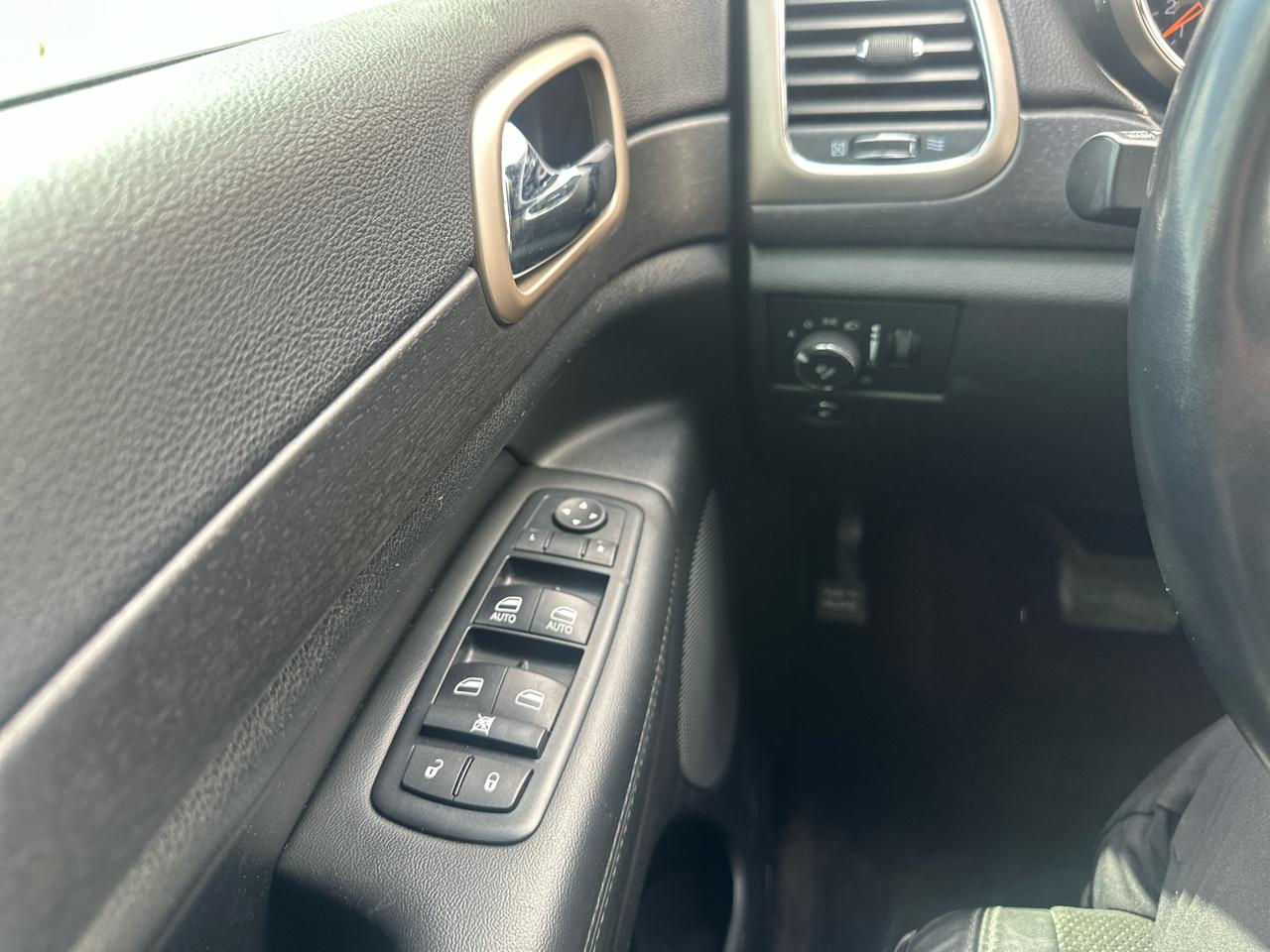Jeep Grand Cherokee 4WD 4dr Altitude 2015