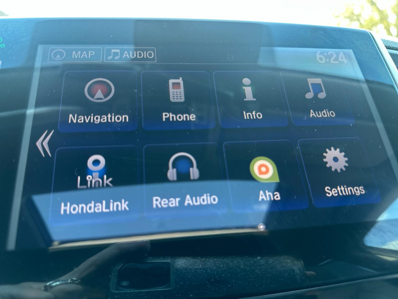 Honda Pilot AWD 4dr Elite w/RES & Navi 2016