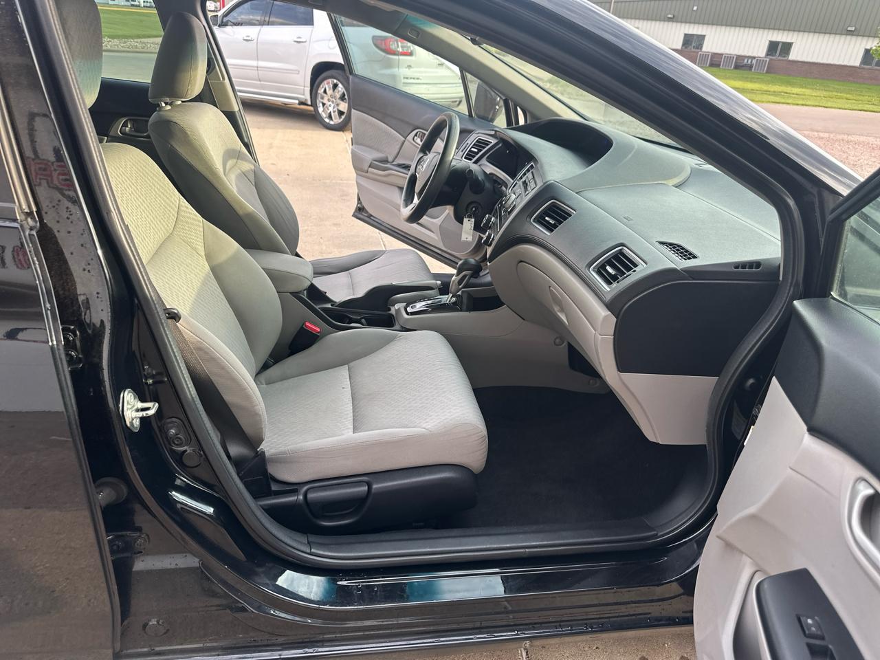 Honda Civic Sedan 4dr CVT LX 2015