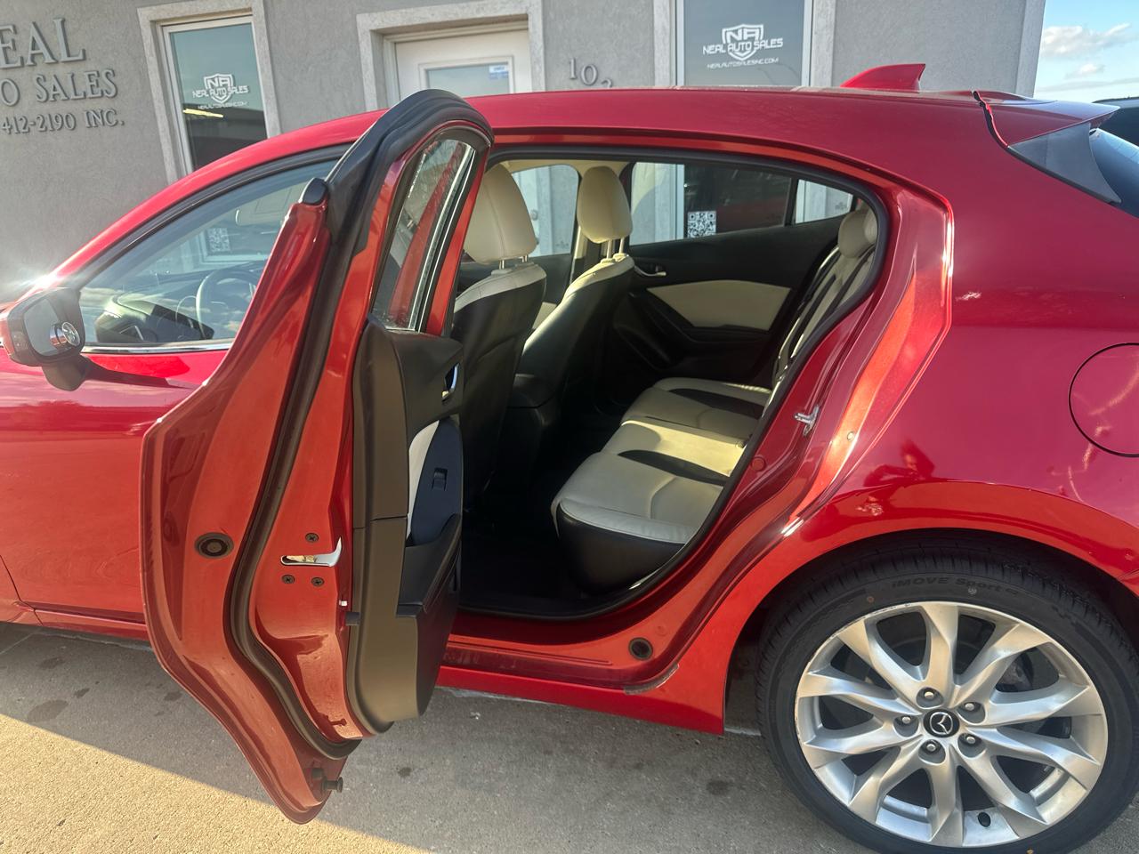 Mazda MAZDA3 5dr HB Auto s Grand Touring 2015