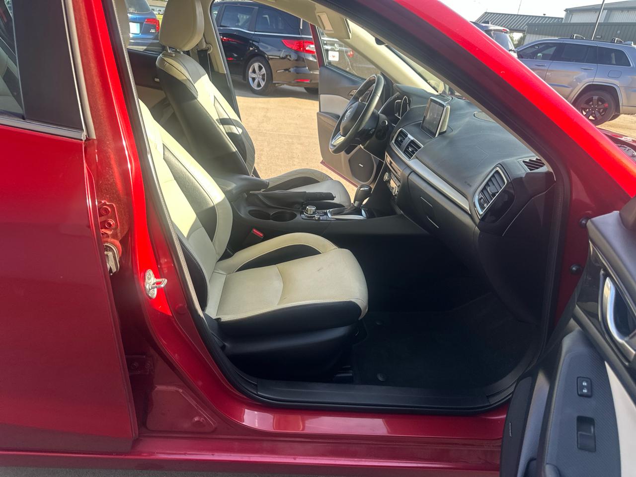 Mazda MAZDA3 5dr HB Auto s Grand Touring 2015