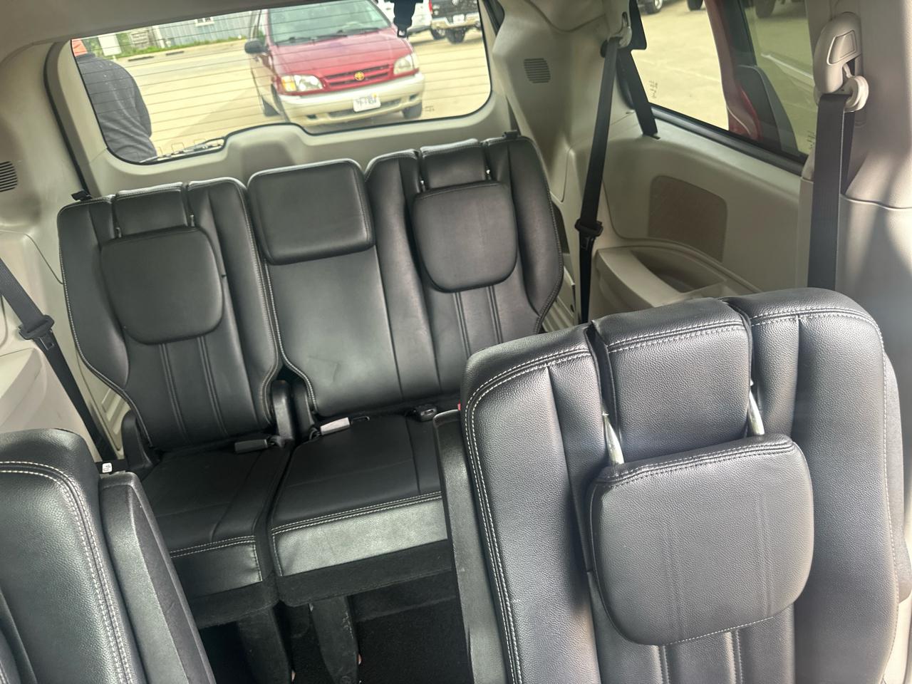 Chrysler Town & Country 4dr Wgn Touring 2016
