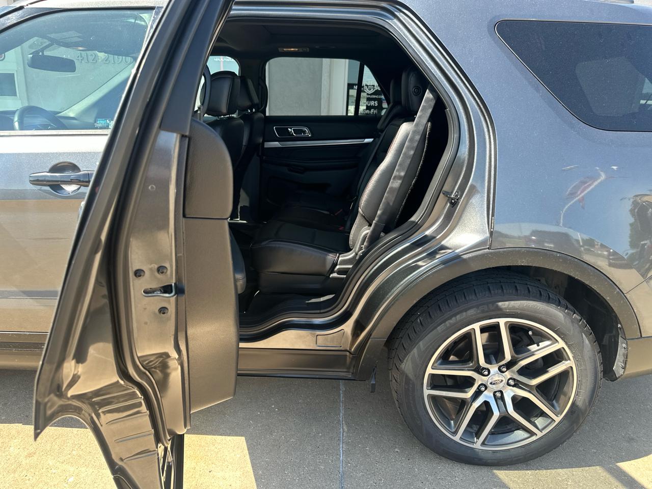 Ford Explorer Sport 4WD 2017