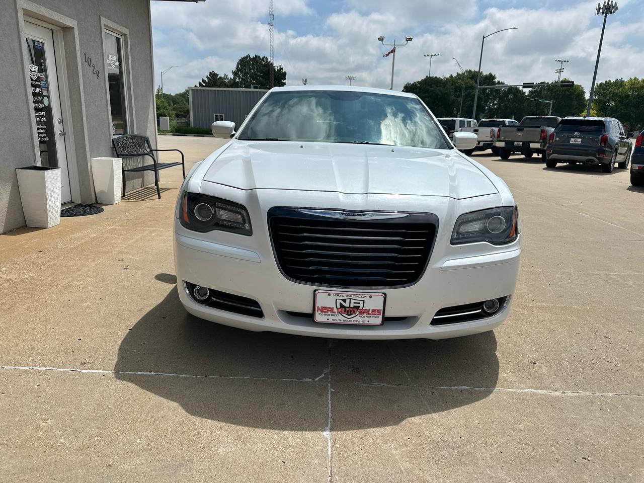 Chrysler 300 4dr Sdn 300S AWD 2014