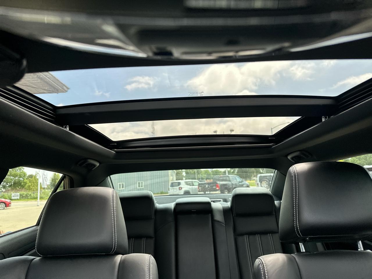 Chrysler 300 4dr Sdn 300S AWD 2014