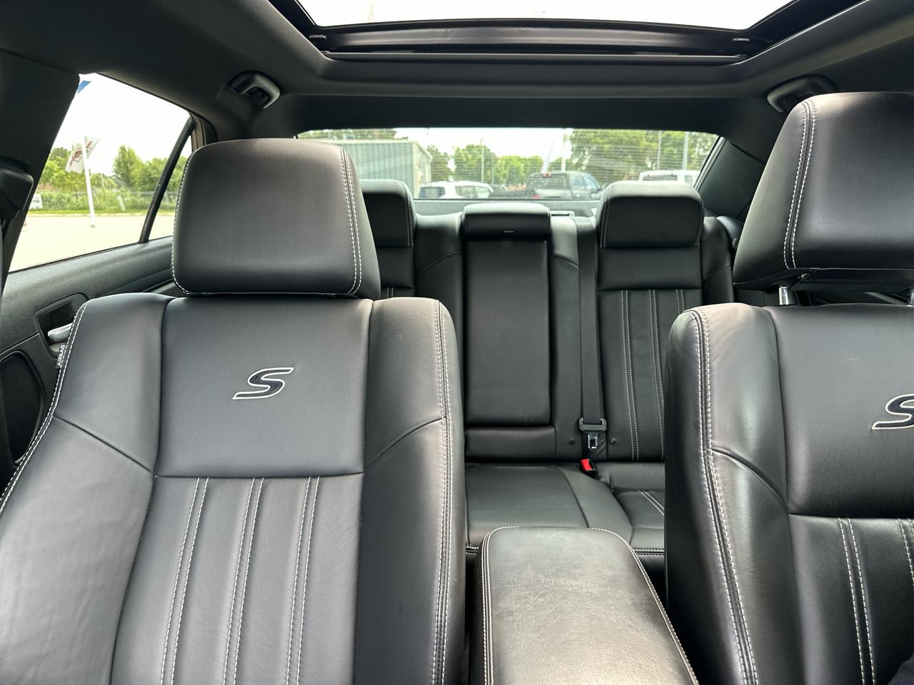Chrysler 300 4dr Sdn 300S AWD 2014