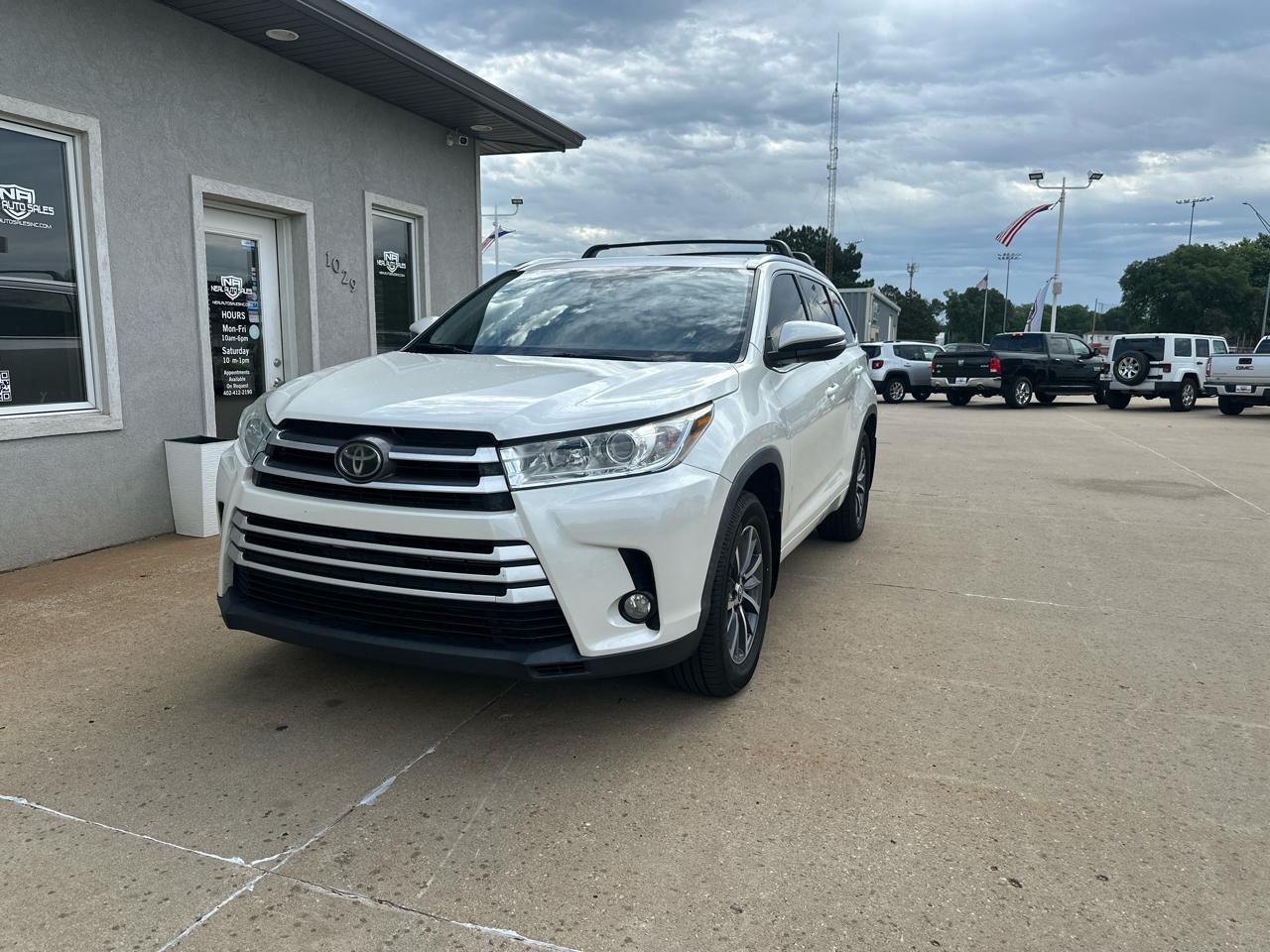 Toyota Highlander XLE V6 AWD (Natl) 2018