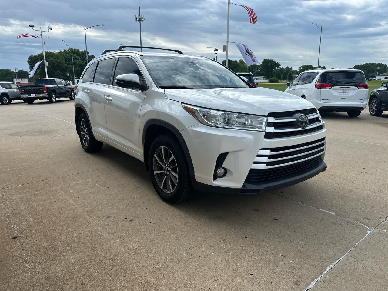 Toyota Highlander XLE V6 AWD (Natl) 2018