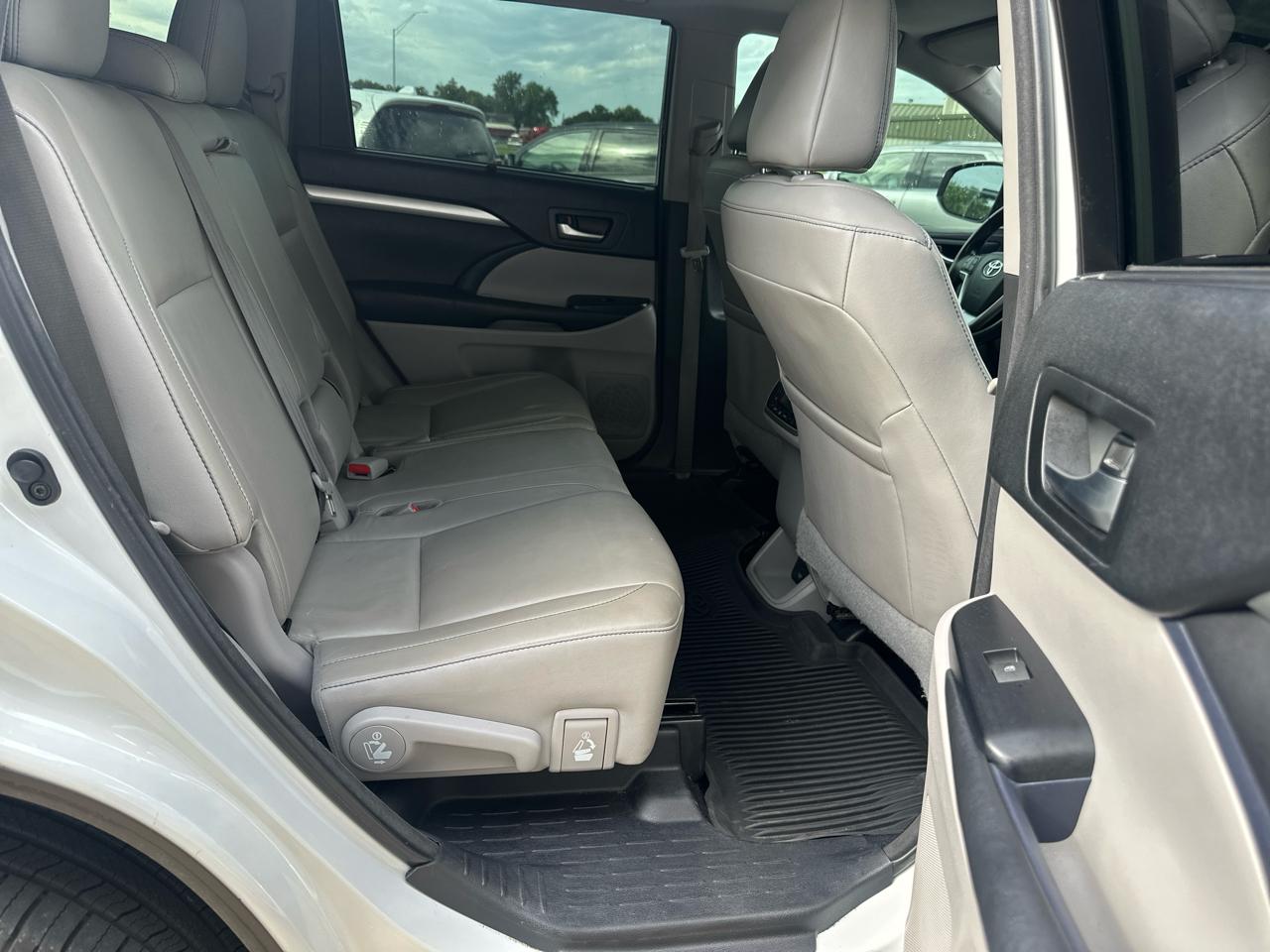 Toyota Highlander XLE V6 AWD (Natl) 2018