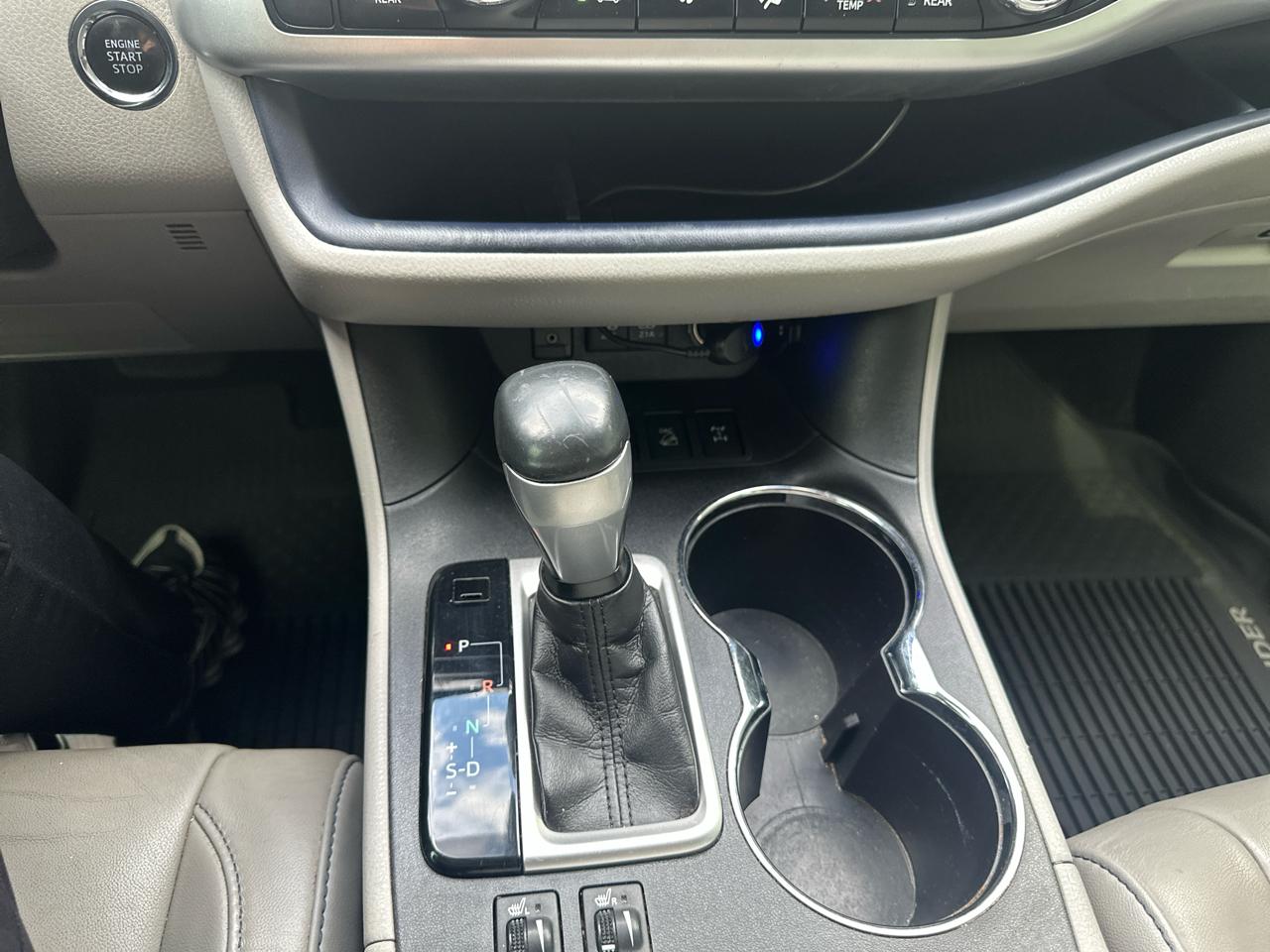 Toyota Highlander XLE V6 AWD (Natl) 2018