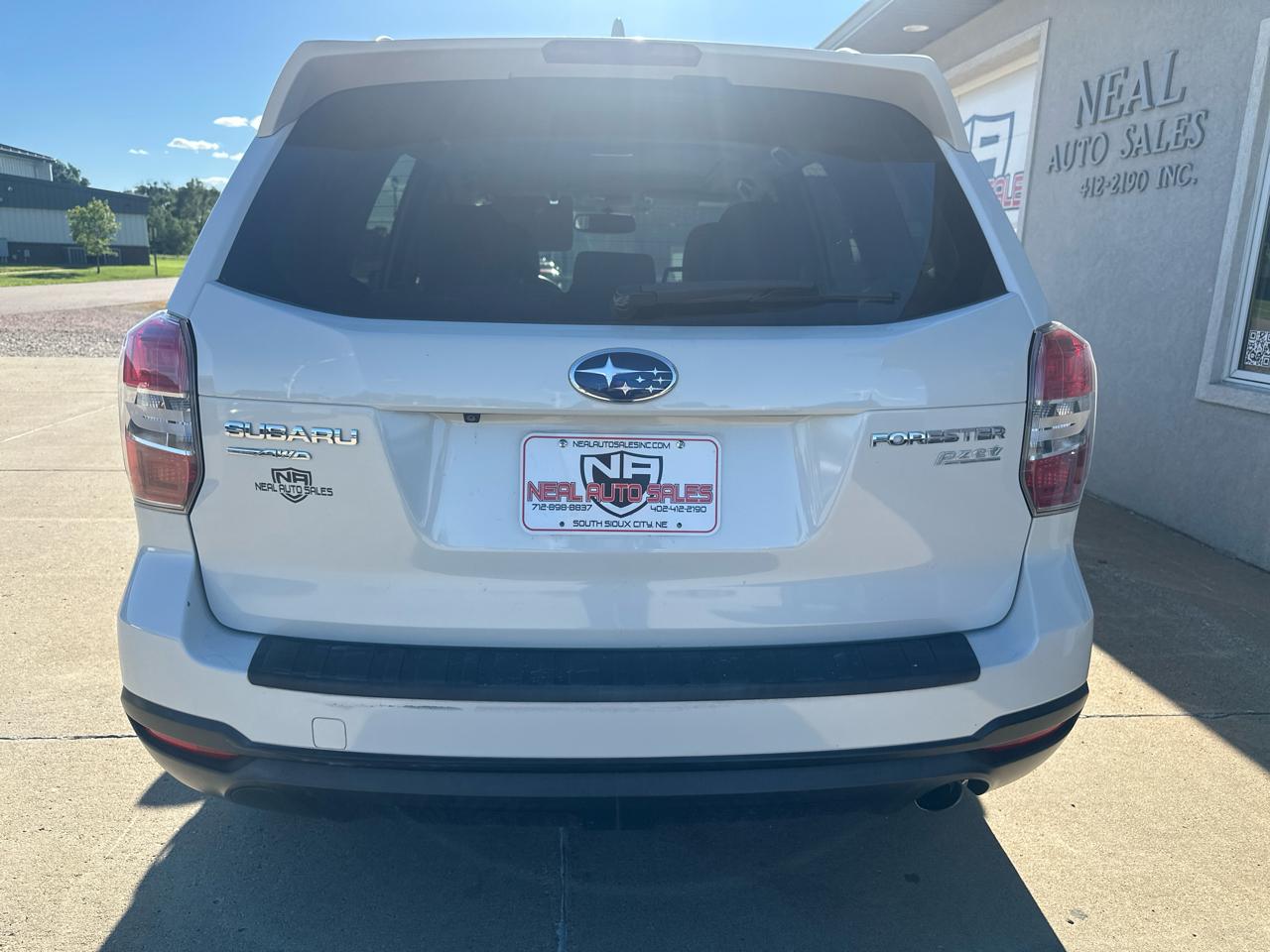 Subaru Forester 4dr CVT 2.5i Limited PZEV 2016