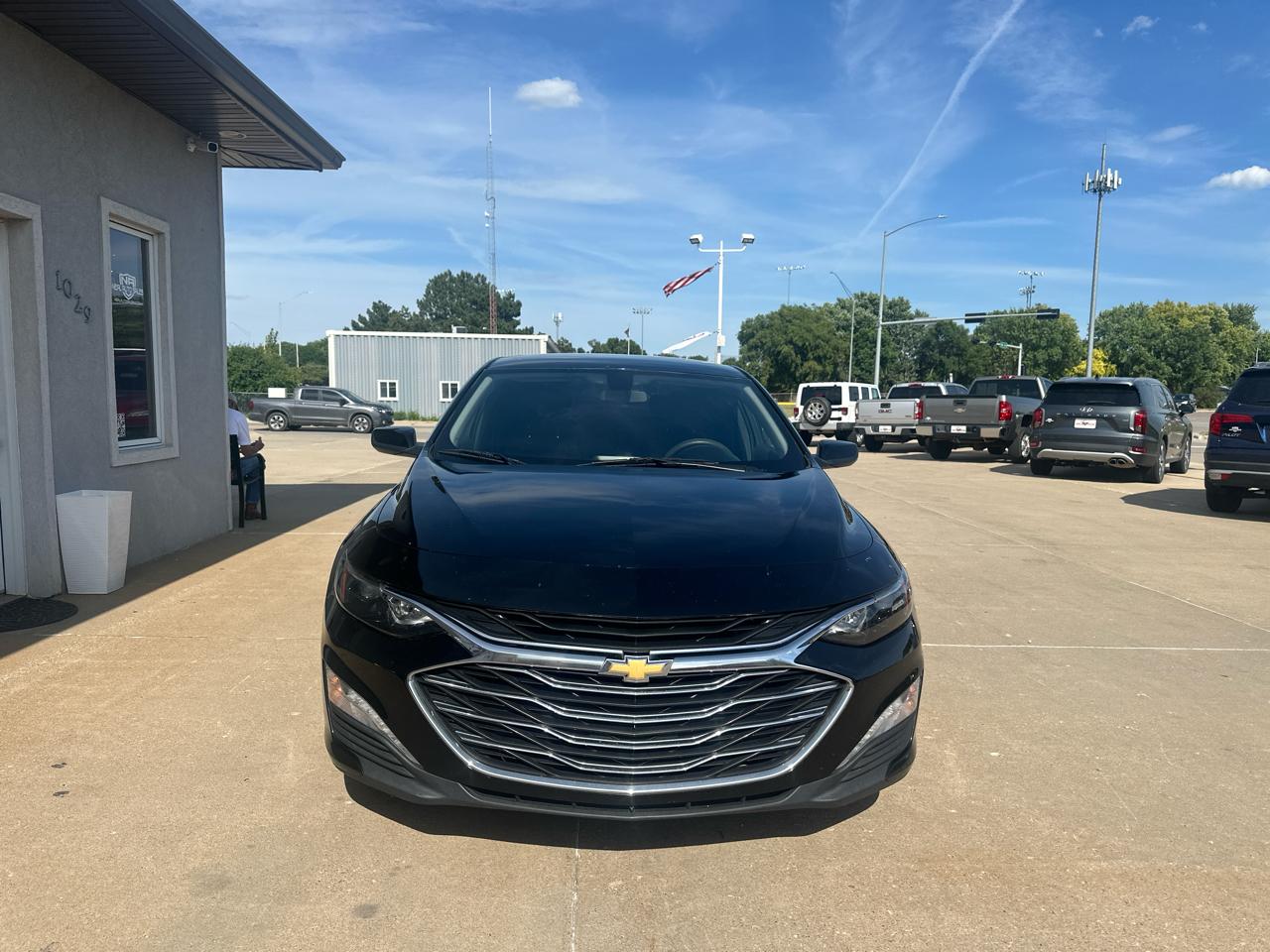 Chevrolet Malibu 4dr Sdn LT 2021