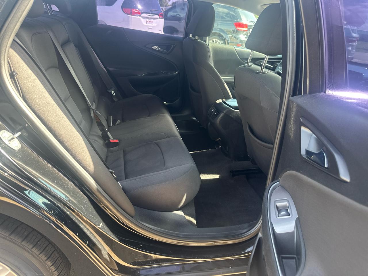 Chevrolet Malibu 4dr Sdn LT 2021