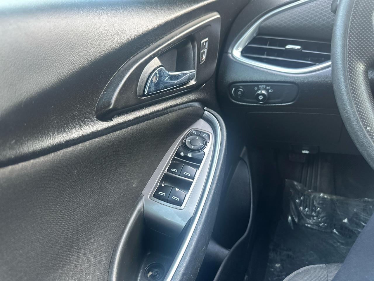 Chevrolet Malibu 4dr Sdn LT 2021