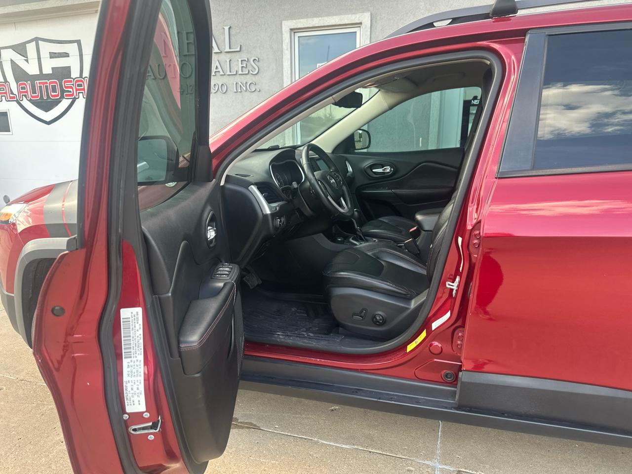 Jeep Cherokee 4WD 4dr Trailhawk 2014