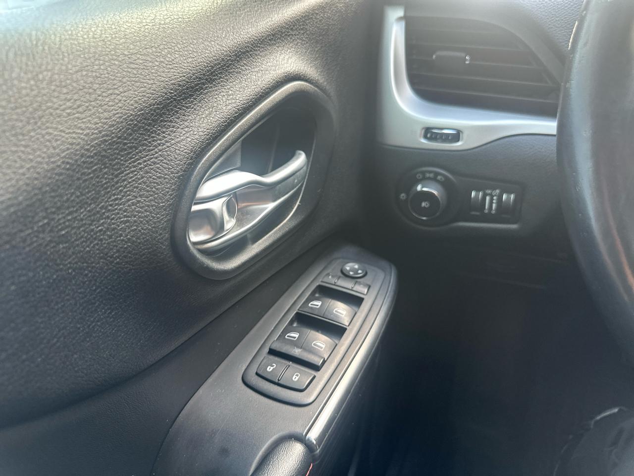 Jeep Cherokee 4WD 4dr Trailhawk 2014