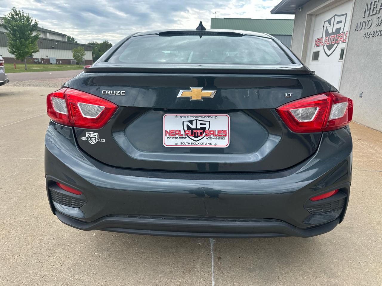 Chevrolet Cruze 4dr Sdn 1.4L LT w/1SD 2017