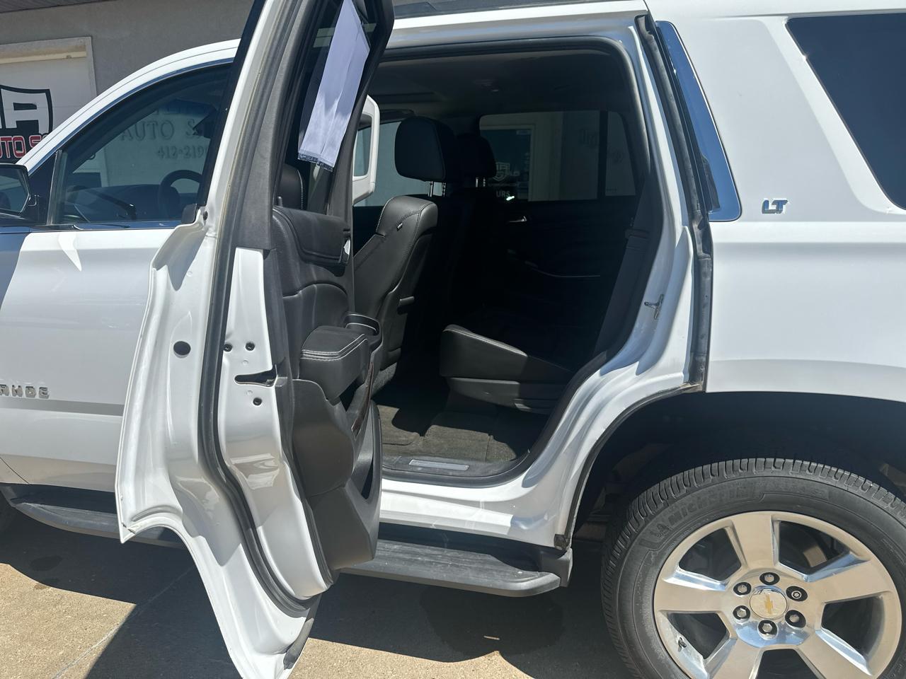 Chevrolet Tahoe 4WD 4dr LT 2015