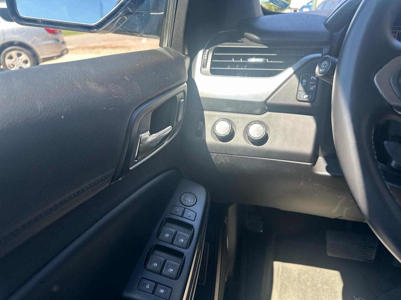 Chevrolet Tahoe 4WD 4dr LT 2015