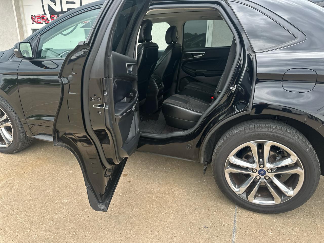 Ford Edge 4dr Sport AWD 2016