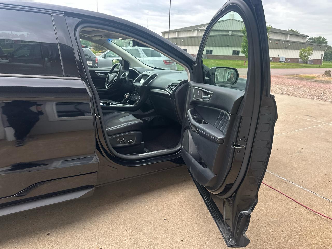 Ford Edge 4dr Sport AWD 2016