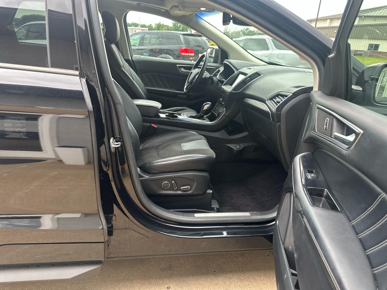 Ford Edge 4dr Sport AWD 2016