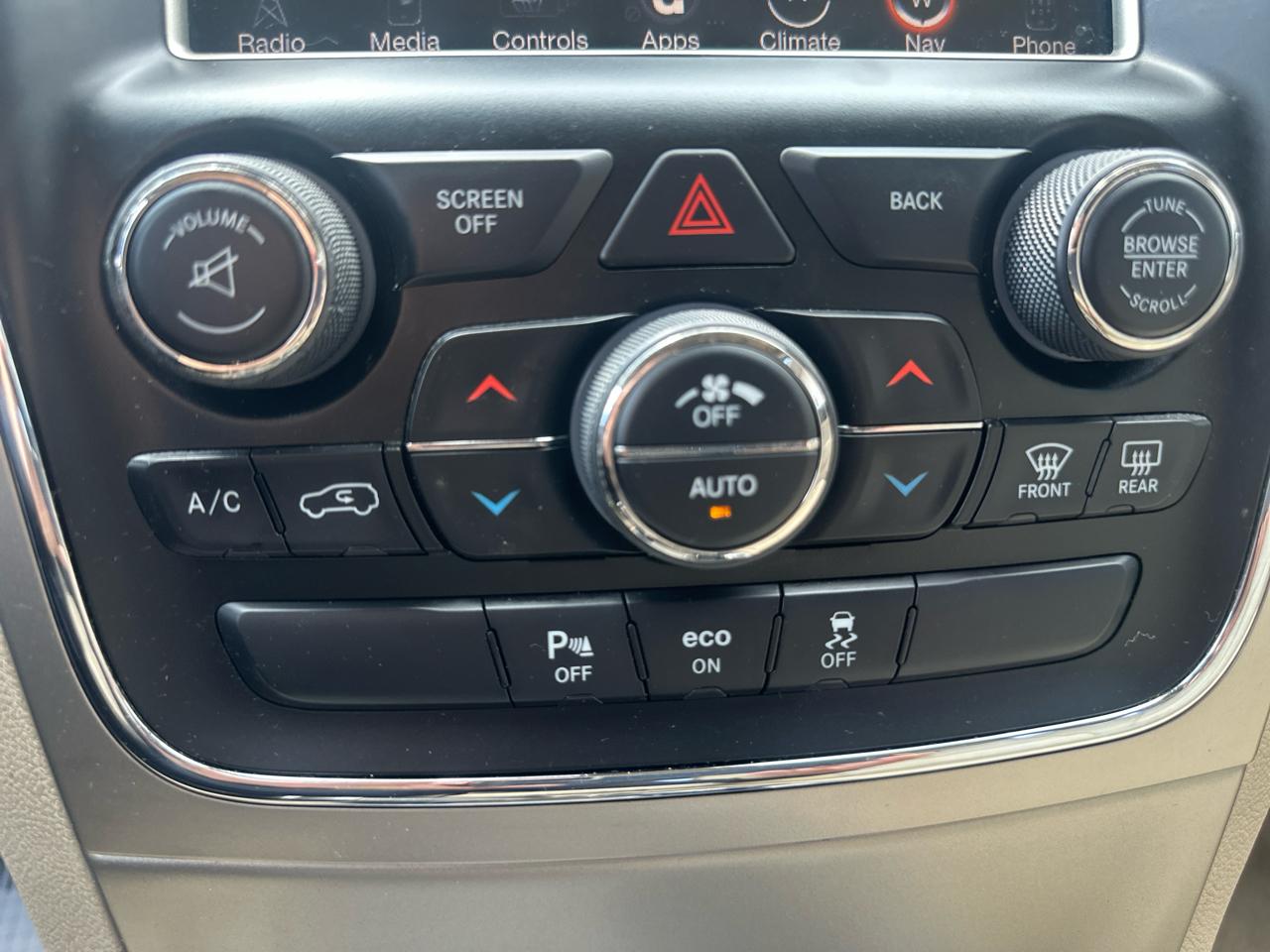 Jeep Grand Cherokee 4WD 4dr Overland 2015
