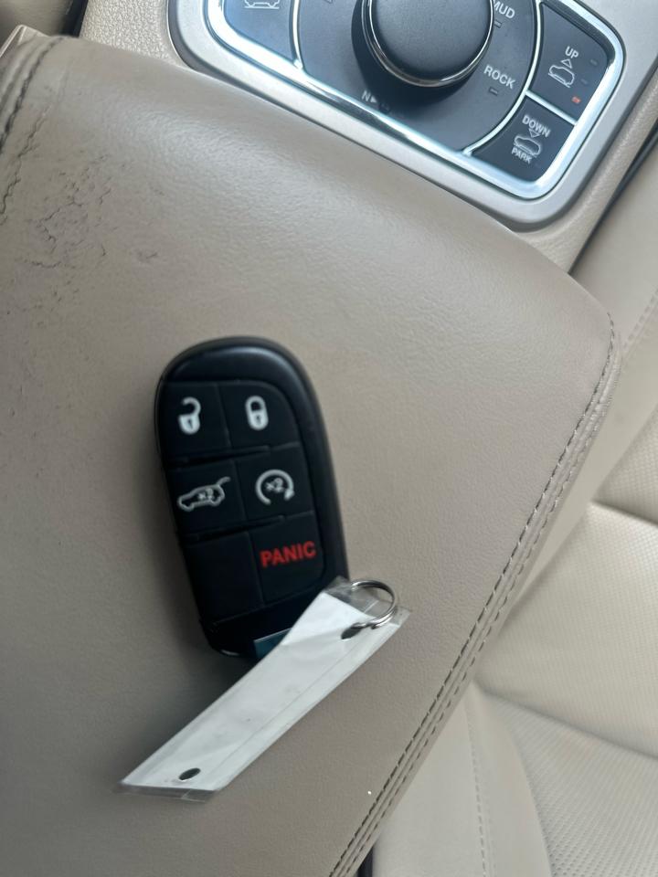 Jeep Grand Cherokee 4WD 4dr Overland 2015
