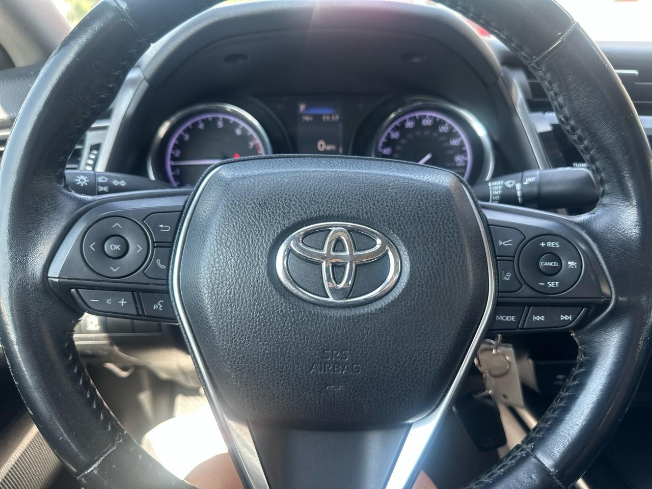Toyota Camry XLE Auto (Natl) 2019