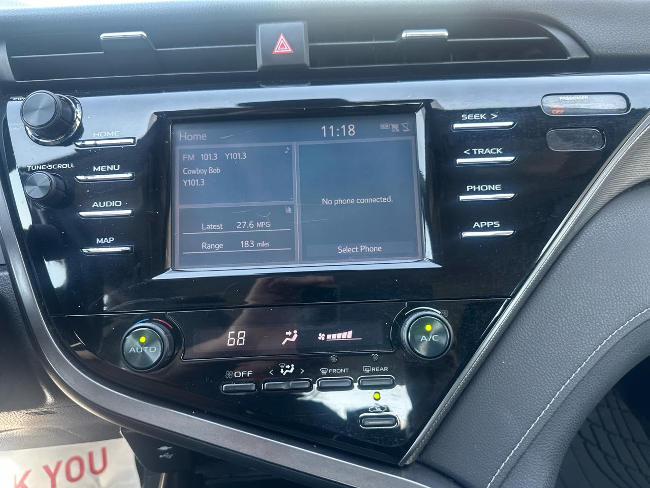 Toyota Camry XLE Auto (Natl) 2019