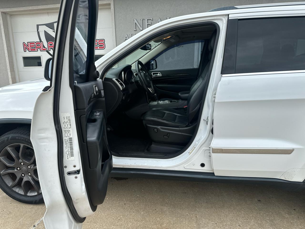 Jeep Grand Cherokee 4WD 4dr Laredo 2013