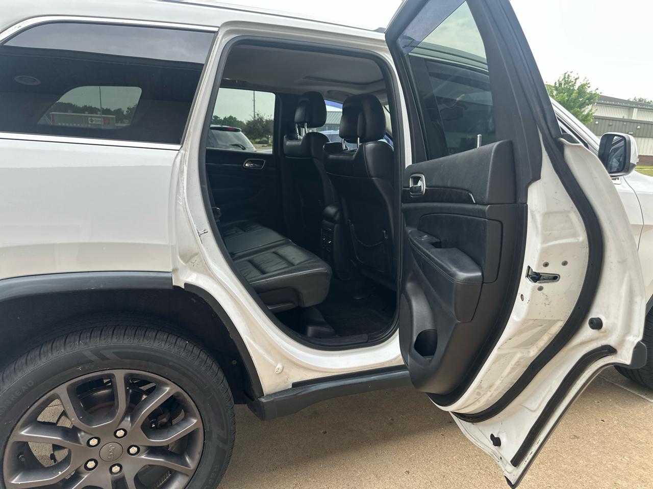 Jeep Grand Cherokee 4WD 4dr Laredo 2013