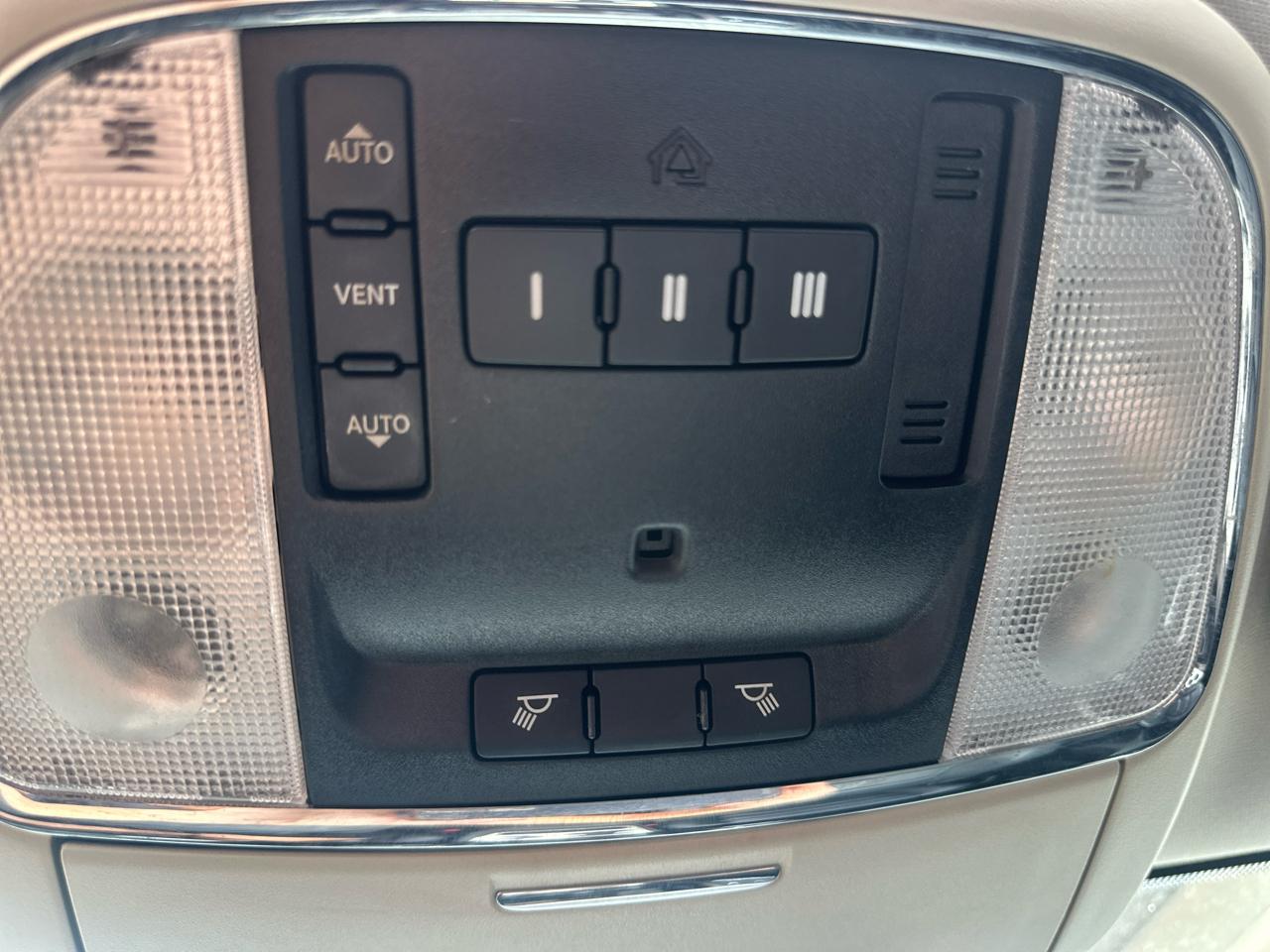 Jeep Grand Cherokee 4WD 4dr Laredo 2013