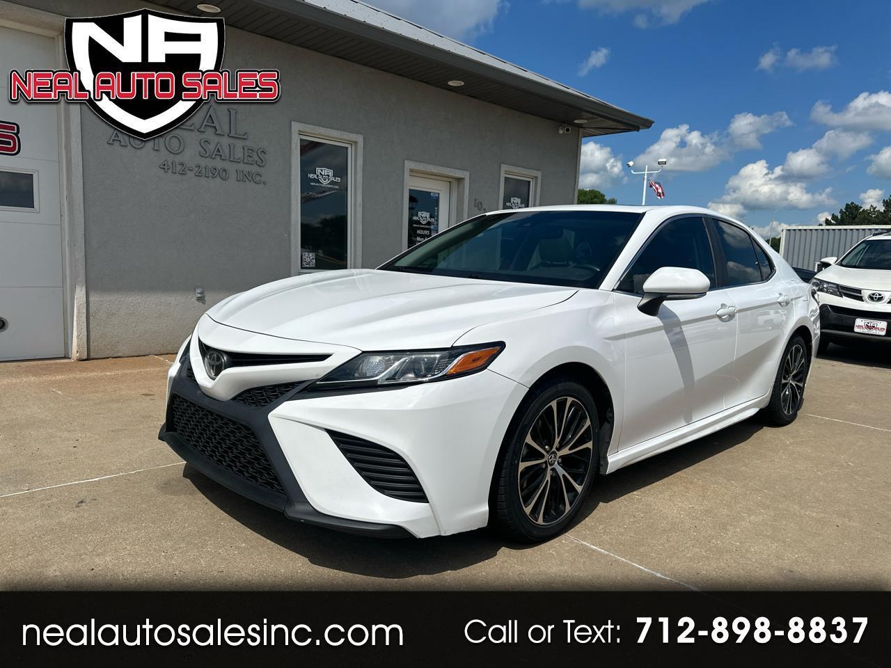 Toyota Camry XLE Auto (Natl) 2018