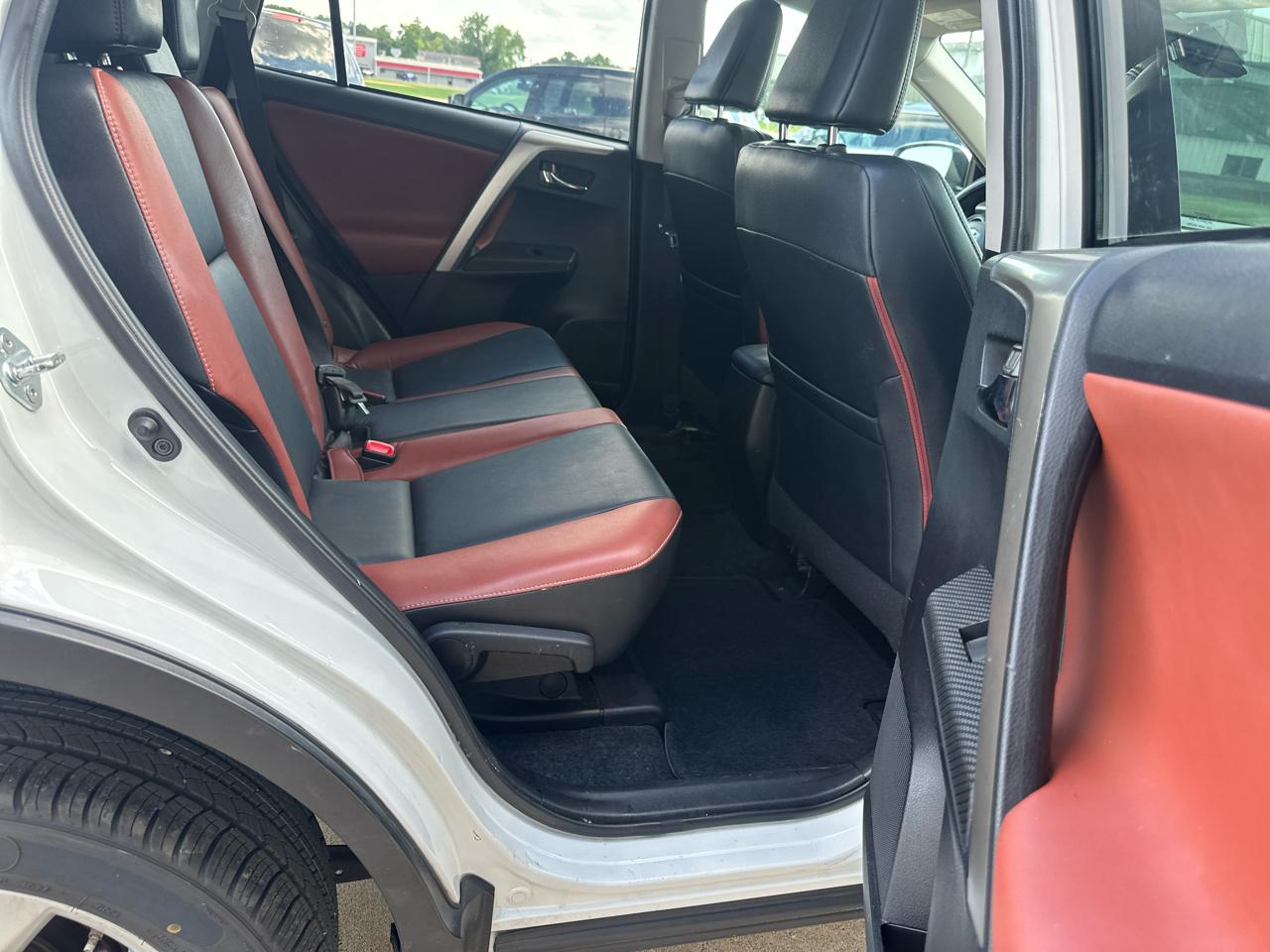 Toyota RAV4 AWD 4dr Limited (Natl) 2014