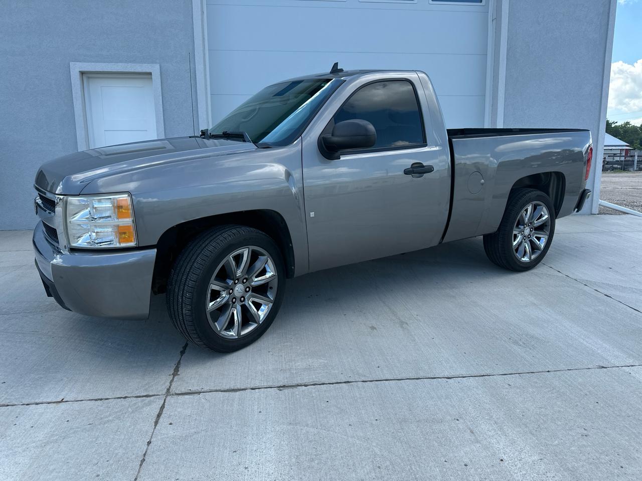 Chevrolet Silverado 1500 2WD Reg Cab 119.0" LT w/1LT 2008