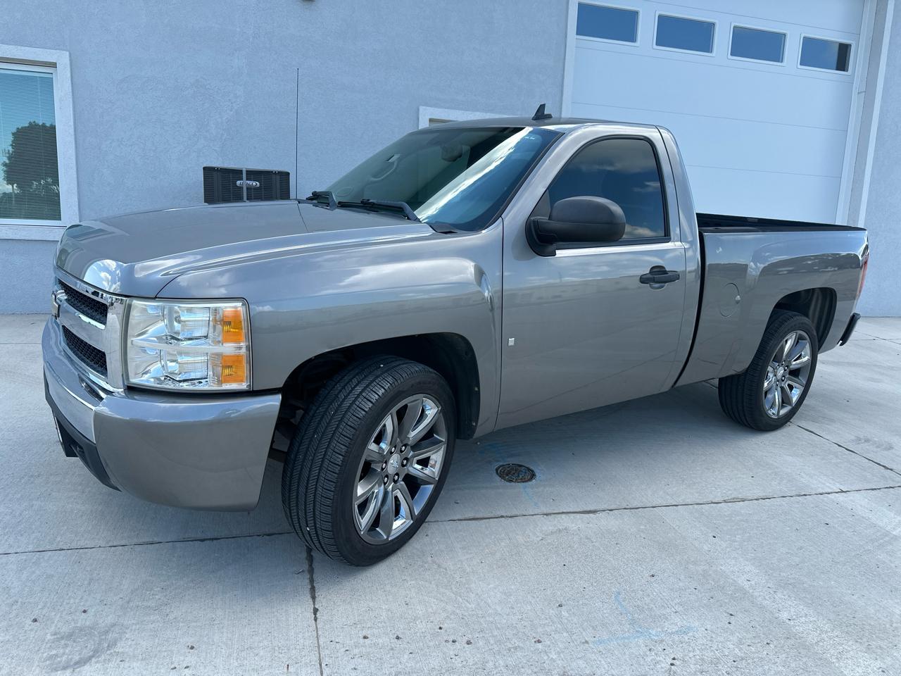 Chevrolet Silverado 1500 2WD Reg Cab 119.0" LT w/1LT 2008