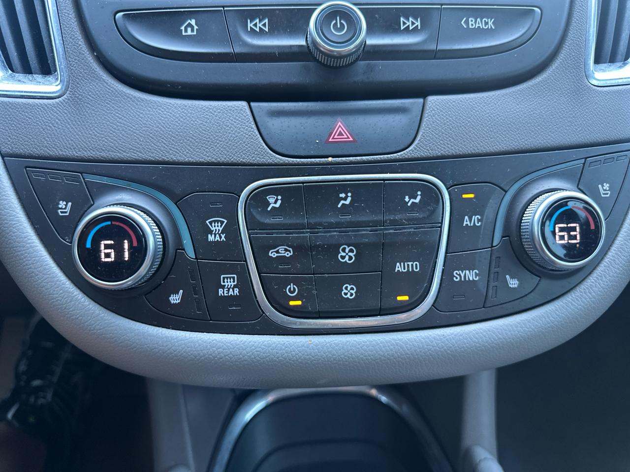 Chevrolet Malibu 4dr Sdn Premier w/2LZ 2018
