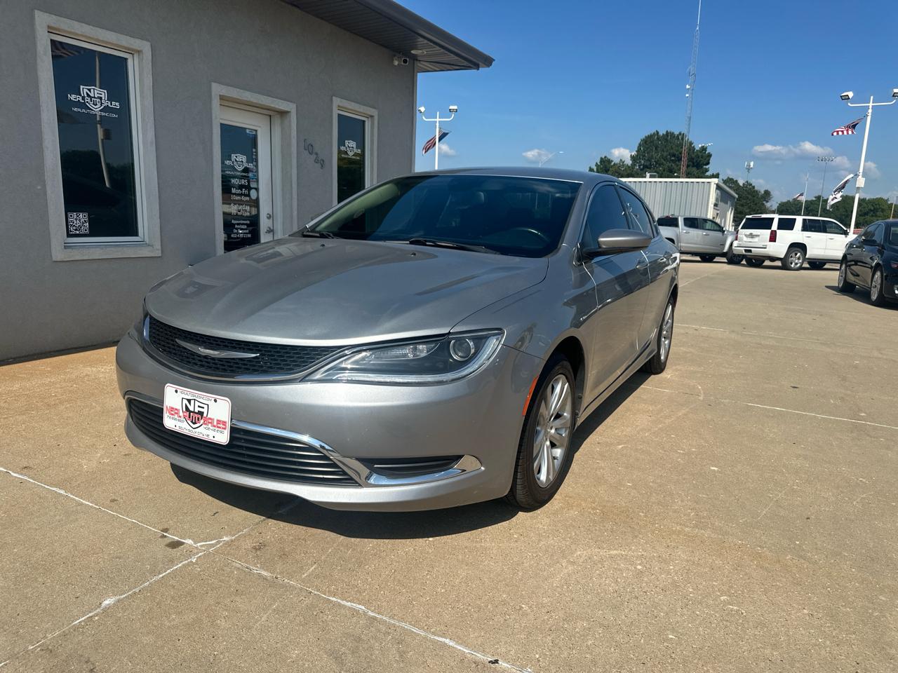 Chrysler 200 4dr Sdn Limited Platinum FWD 2016
