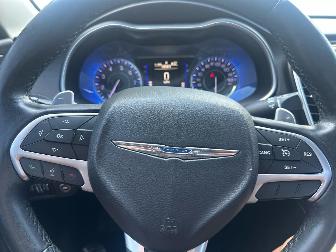 Chrysler 200 4dr Sdn Limited Platinum FWD 2016