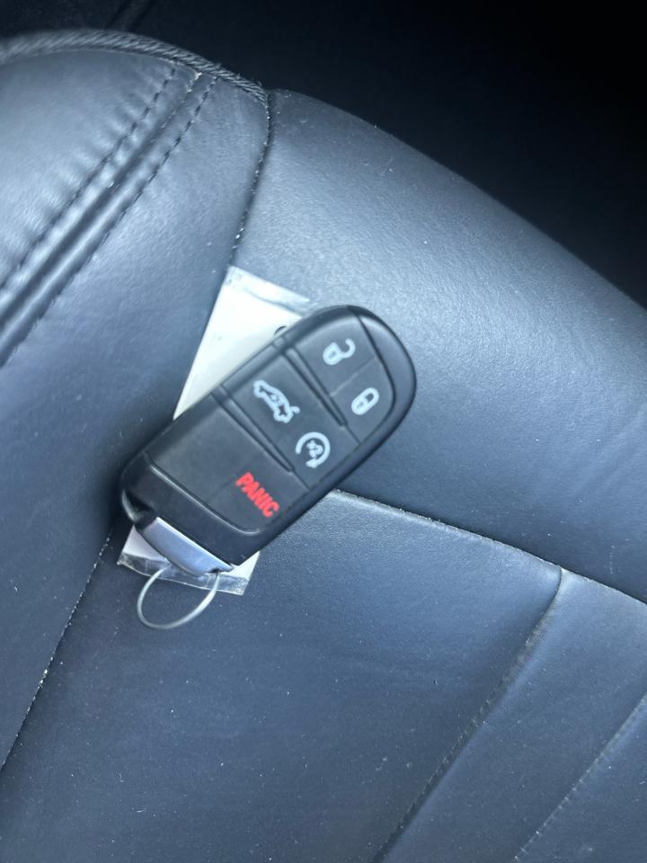 Chrysler 200 4dr Sdn Limited Platinum FWD 2016