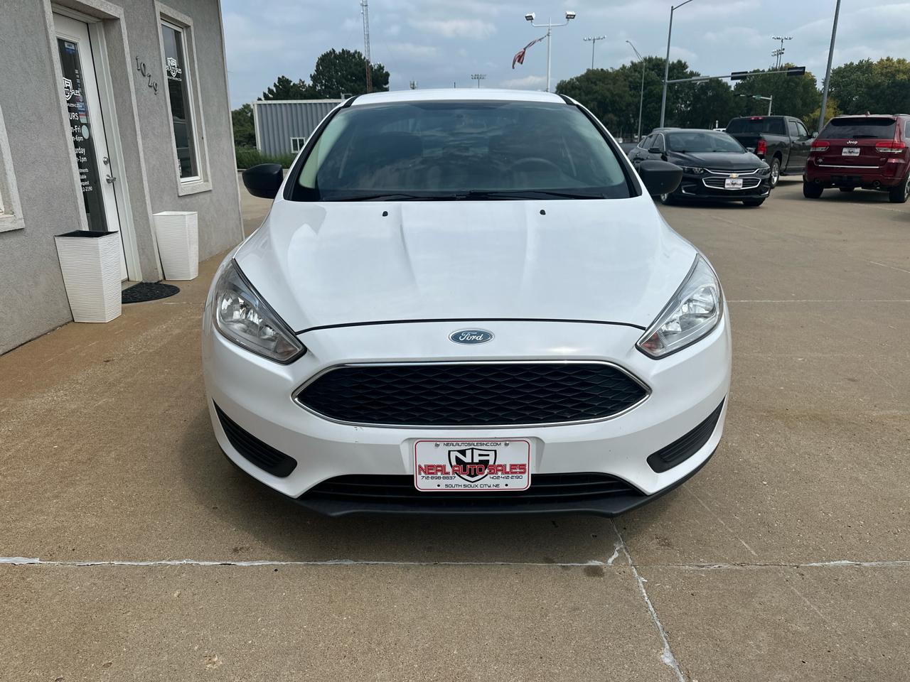 Ford Focus S Sedan 2017